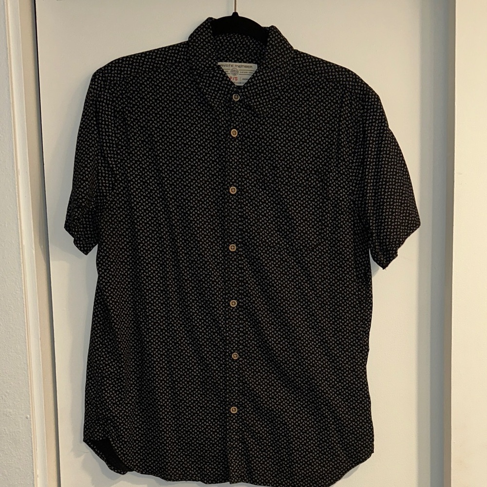 Geometric Button Up Shirt - Picture 2 of 3